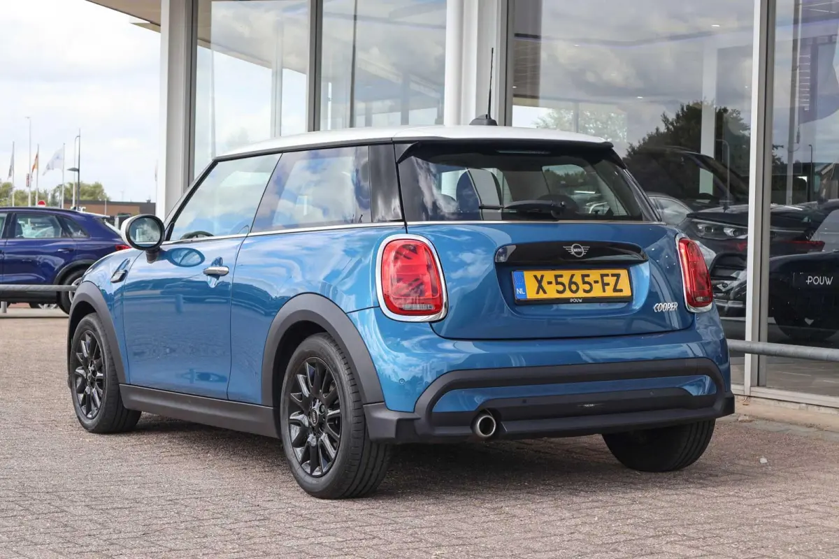 1.5 136pk AUT Cooper Camden Edition | Navigatie | PDC | Apple Carplay | Climate Control