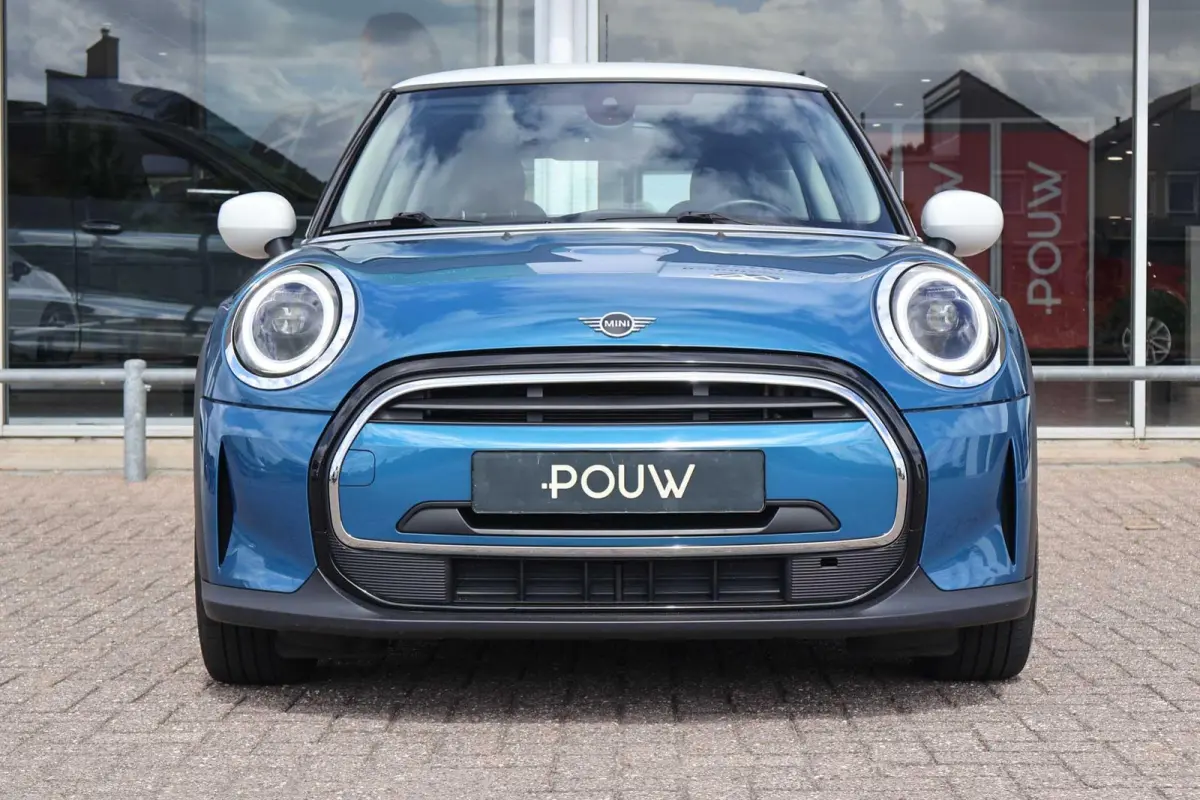 1.5 136pk AUT Cooper Camden Edition | Navigatie | PDC | Apple Carplay | Climate Control