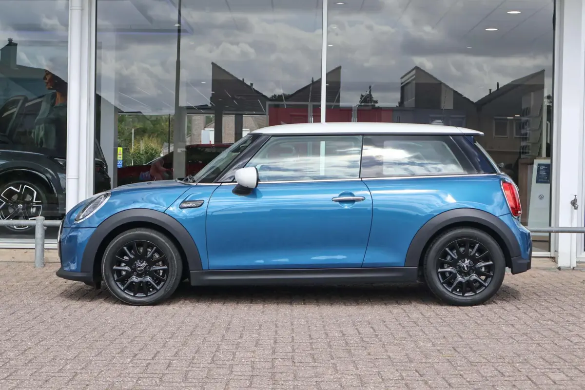 1.5 136pk AUT Cooper Camden Edition | Navigatie | PDC | Apple Carplay | Climate Control