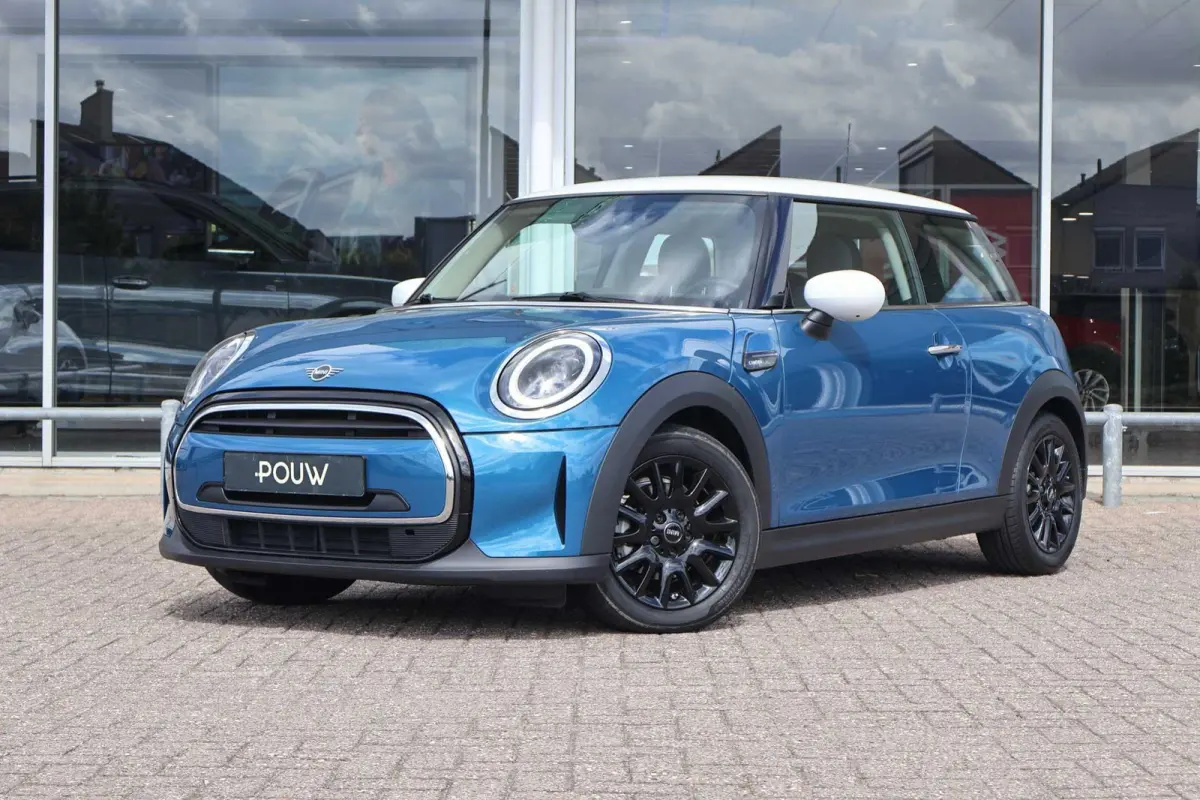 1.5 136pk AUT Cooper Camden Edition | Navigatie | PDC | Apple Carplay | Climate Control