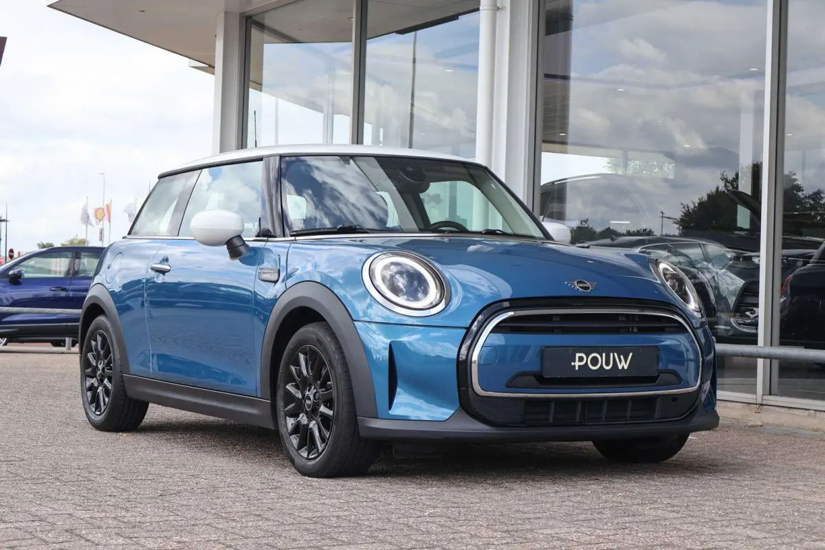 1.5 136pk AUT Cooper Camden Edition | Navigatie | PDC | Apple Carplay | Climate Control