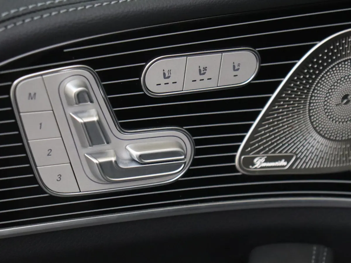 400 e 4MATIC AMG Line Premium Plus Panoramadak / Memory Seats / Burmester / Head-Up / Luchtvering / 360 Camera / Elektr. Trekhaak / Rijassistentiepakket