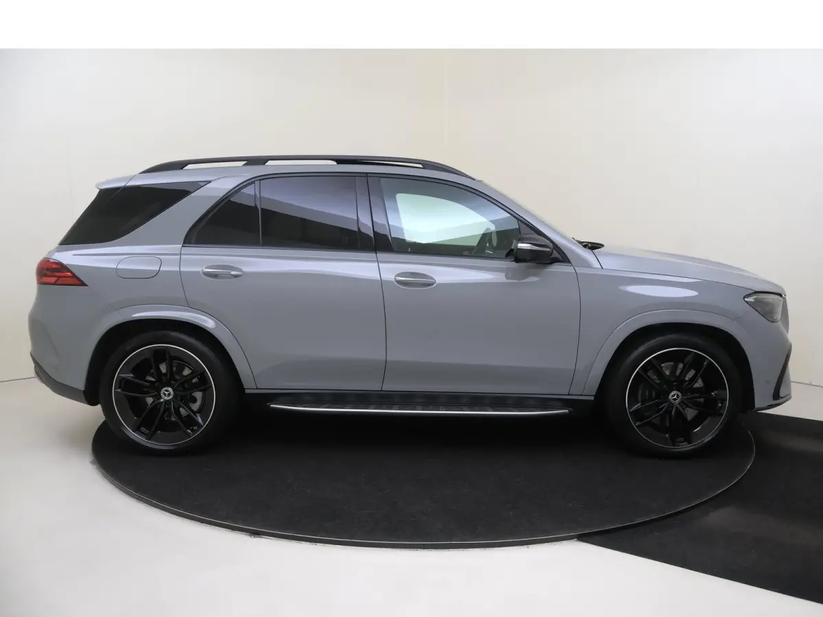 400 e 4MATIC AMG Line Premium Plus Panoramadak / Memory Seats / Burmester / Head-Up / Luchtvering / 360 Camera / Elektr. Trekhaak / Rijassistentiepakket