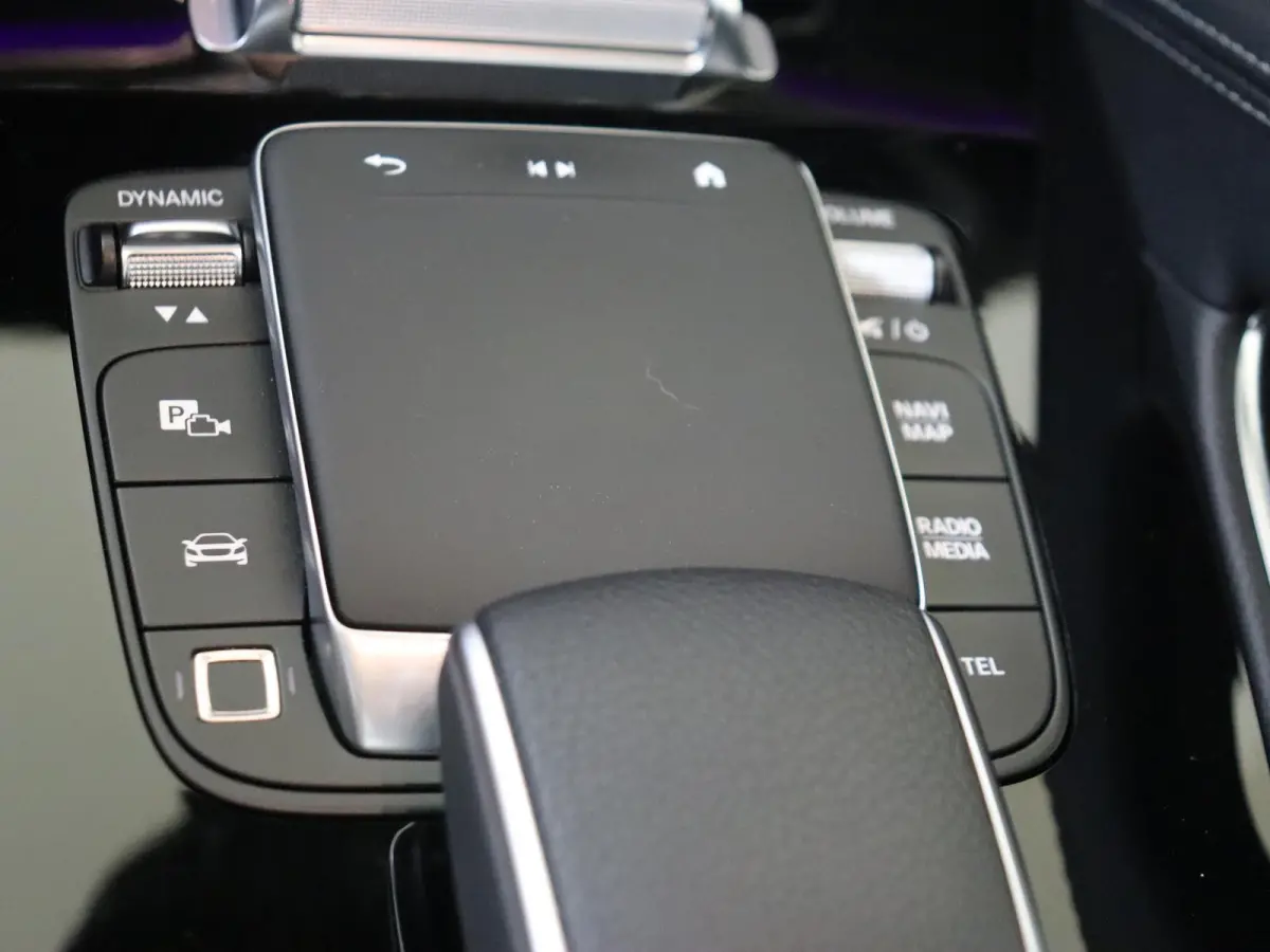 400 e 4MATIC AMG Line Premium Plus Panoramadak / Memory Seats / Burmester / Head-Up / Luchtvering / 360 Camera / Elektr. Trekhaak / Rijassistentiepakket