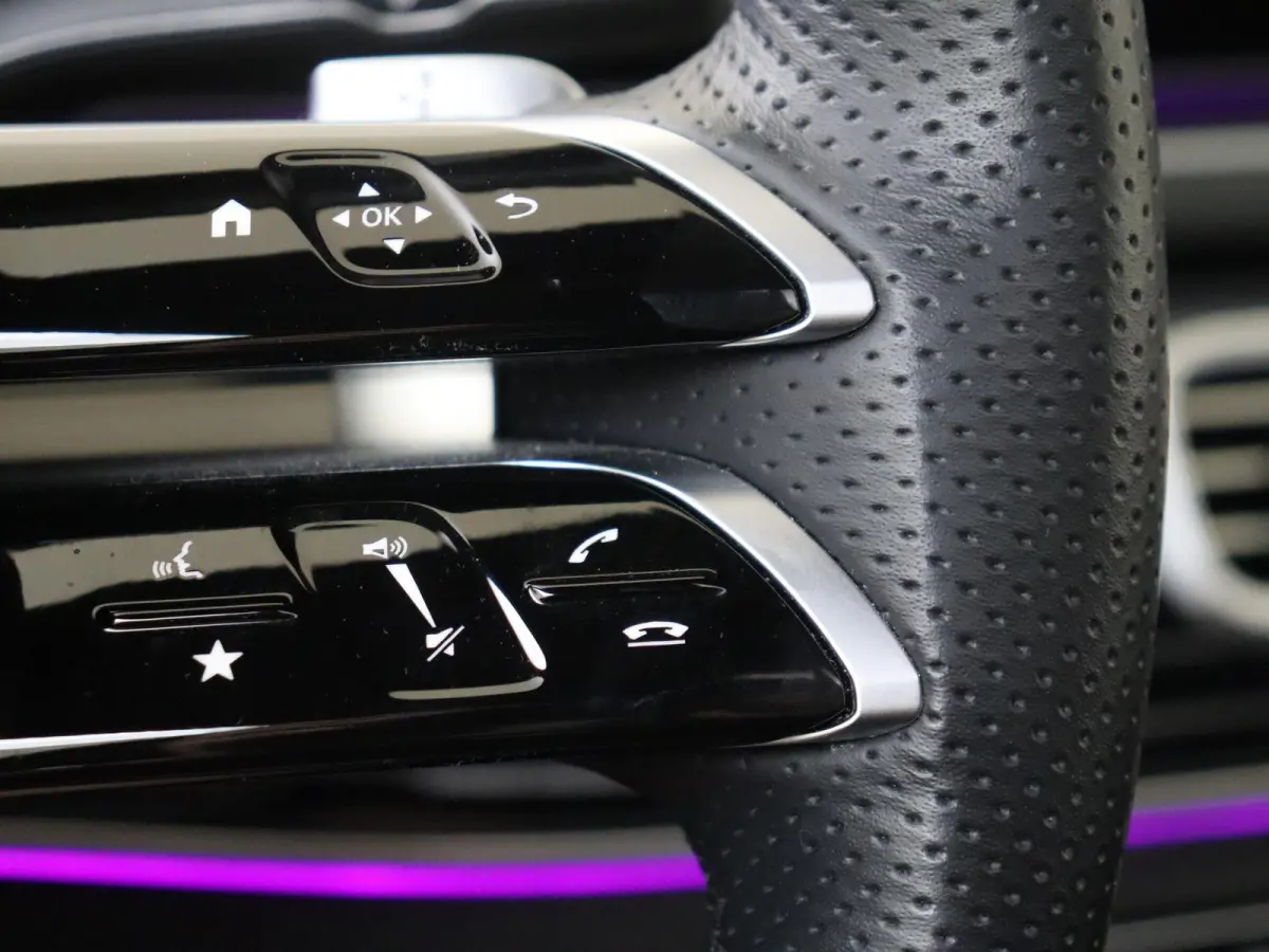 400 e 4MATIC AMG Line Premium Plus Panoramadak / Memory Seats / Burmester / Head-Up / Luchtvering / 360 Camera / Elektr. Trekhaak / Rijassistentiepakket