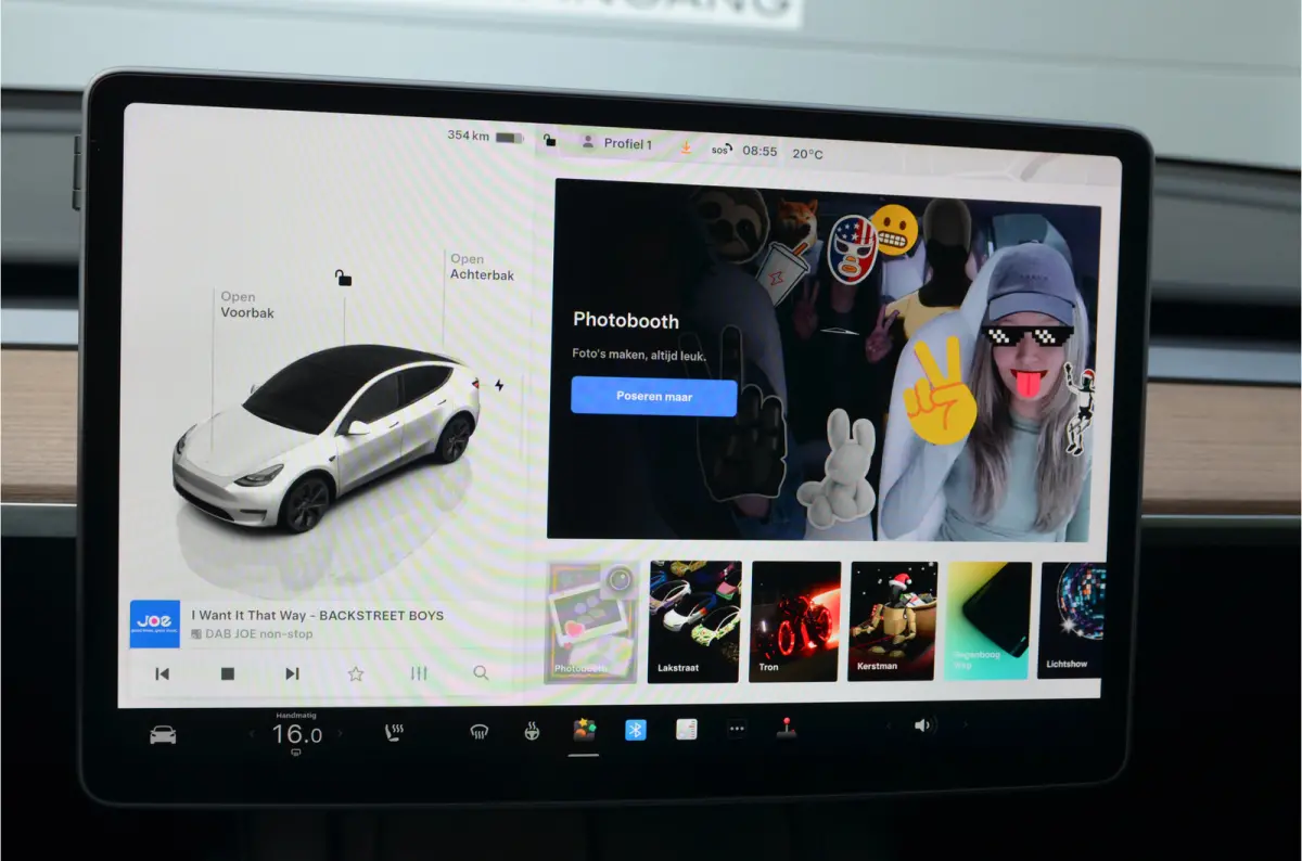 Long Range AWD 75 kWh Trekhaak (1.600kg), AutoPilot3.0 Ryzen