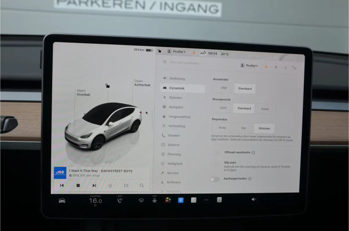 Long Range AWD 75 kWh Trekhaak (1.600kg), AutoPilot3.0 Ryzen