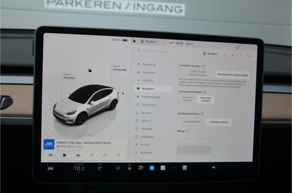 Long Range AWD 75 kWh Trekhaak (1.600kg), AutoPilot3.0 Ryzen