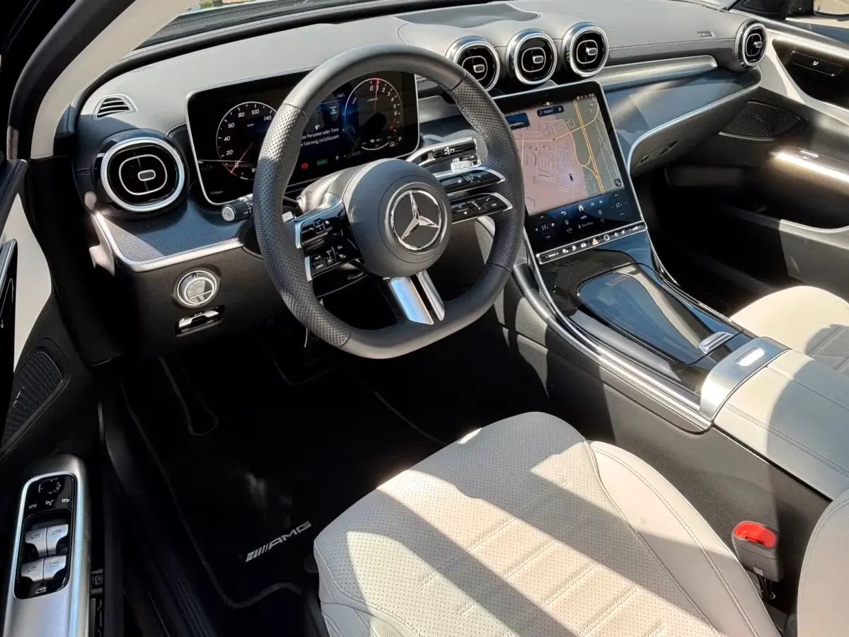 300e AMG ** HIGH LED, NAVI+, PANO, MEMORY, WINTER, NIGHT, ** UNFALLFREI - Ex. MB-AG ** ** INFORMEER OOK NAAR ONZE AANTREKKELIJKE FINANCIAL-LEASE TARIEVEN **