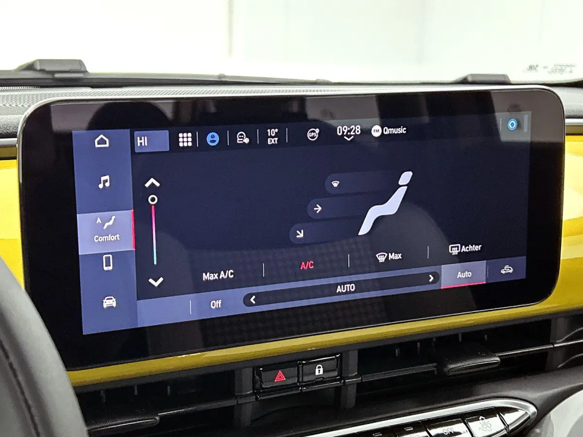 1.0 Hybrid Torino Launch Edition 65 PK | Apple carplay | Android auto | Parkeersensoren | Lichtmetalen velgen | LED | Cruise control |