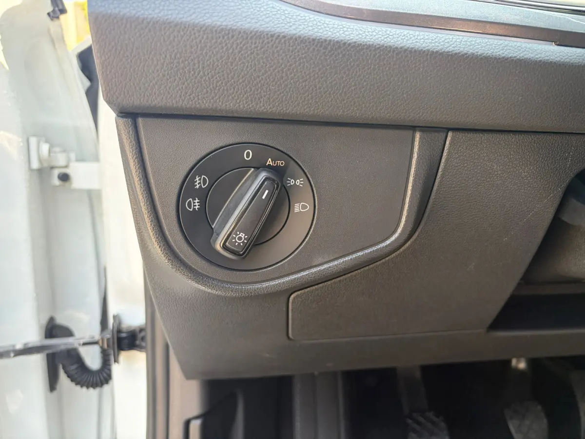 1.0 TSI Highline PANO I R- LINE I DEALER ONDH I NAVI I LED I STOELVERW