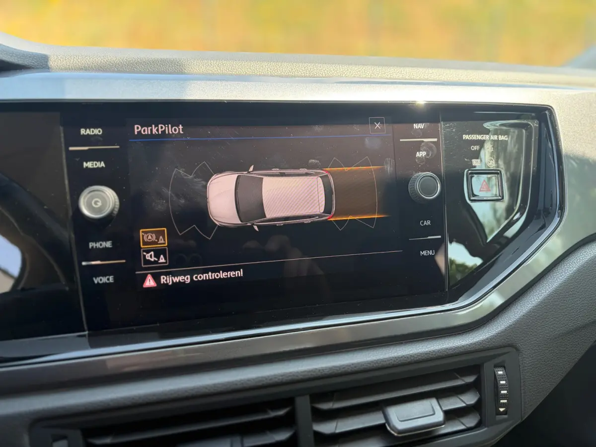 1.0 TSI Highline PANO I R- LINE I DEALER ONDH I NAVI I LED I STOELVERW