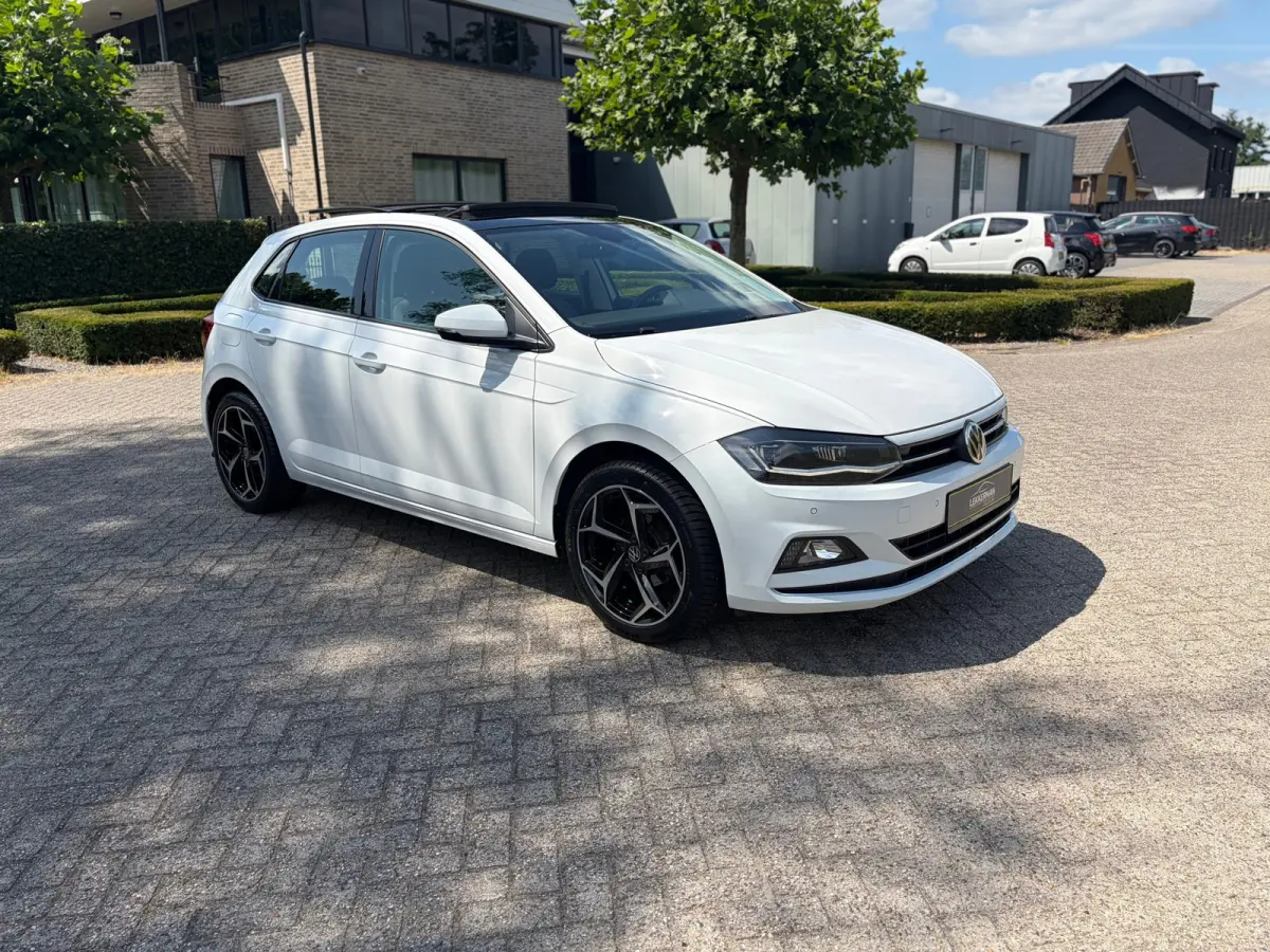 1.0 TSI Highline PANO I R- LINE I DEALER ONDH I NAVI I LED I STOELVERW
