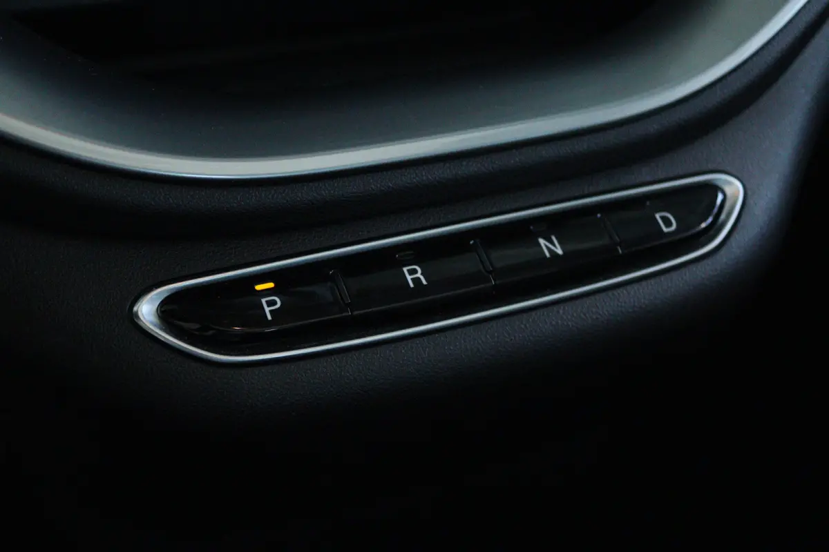 Passion 42 kWh | Cruise Control | Elektrische Kap | Keyless | LED | 17 Inch | Navi | Carplay | Climate | Sensoren