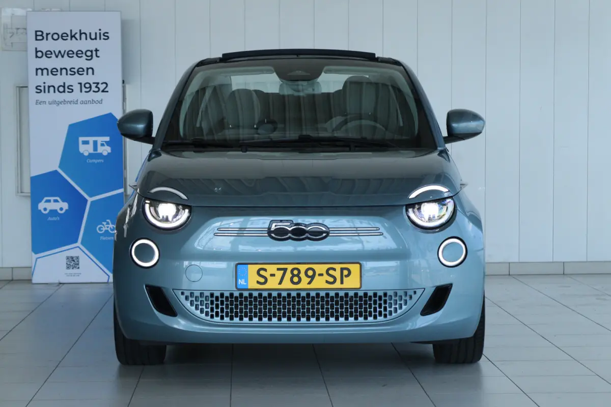 Passion 42 kWh | Cruise Control | Elektrische Kap | Keyless | LED | 17 Inch | Navi | Carplay | Climate | Sensoren