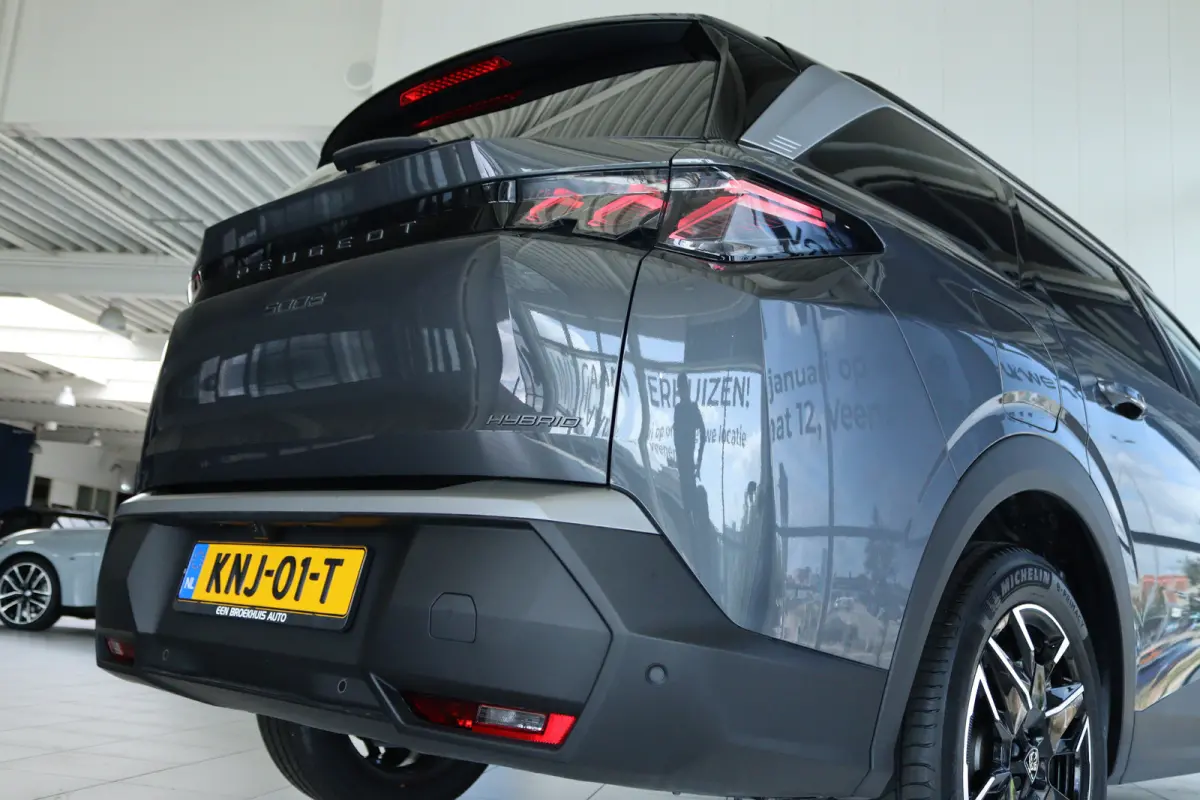 1.2 Hybrid 145 GT 7p | Cruise Control | Stoel+Stuurverwarming | Camera | Keyless | MATRIX | Carplay | Navi | Climate | 7-Pers