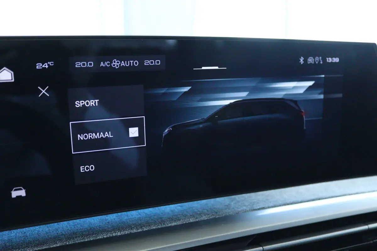 1.2 Hybrid 145 GT 7p | Cruise Control | Stoel+Stuurverwarming | Camera | Keyless | MATRIX | Carplay | Navi | Climate | 7-Pers