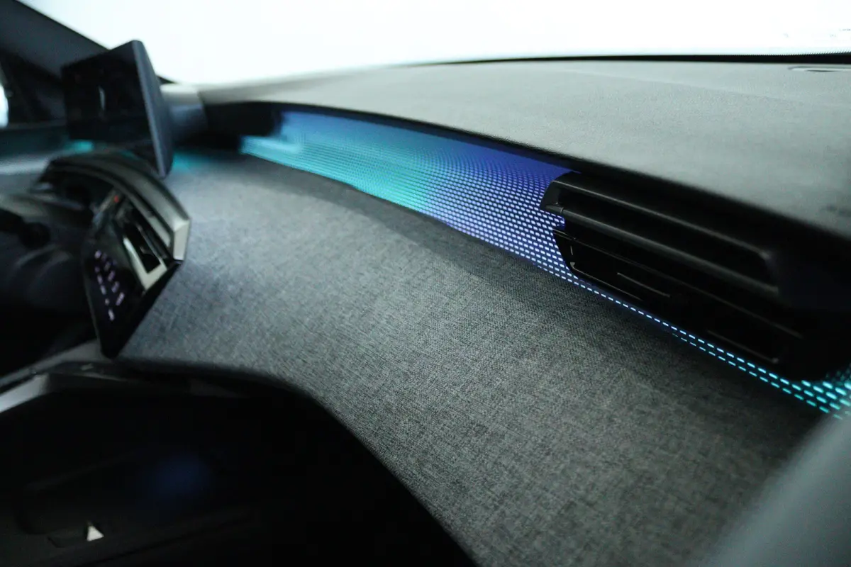 1.2 Hybrid 145 GT 7p | Cruise Control | Stoel+Stuurverwarming | Camera | Keyless | MATRIX | Carplay | Navi | Climate | 7-Pers