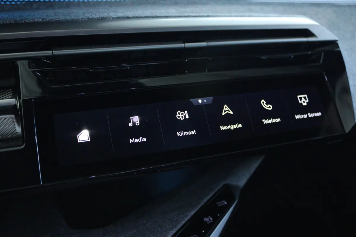 1.2 Hybrid 145 GT | Cruise Control | Alcantara | Keyless | Elektr. Klep | Massage | Memory | Stoel+Stuurverwarming | Navi | Carplay | MATRIX | Camera