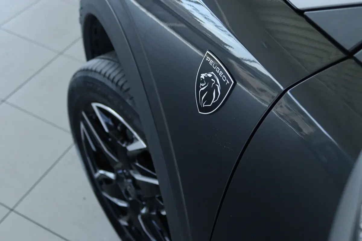 1.2 Hybrid 145 GT | Cruise Control | Alcantara | Keyless | Elektr. Klep | Massage | Memory | Stoel+Stuurverwarming | Navi | Carplay | MATRIX | Camera