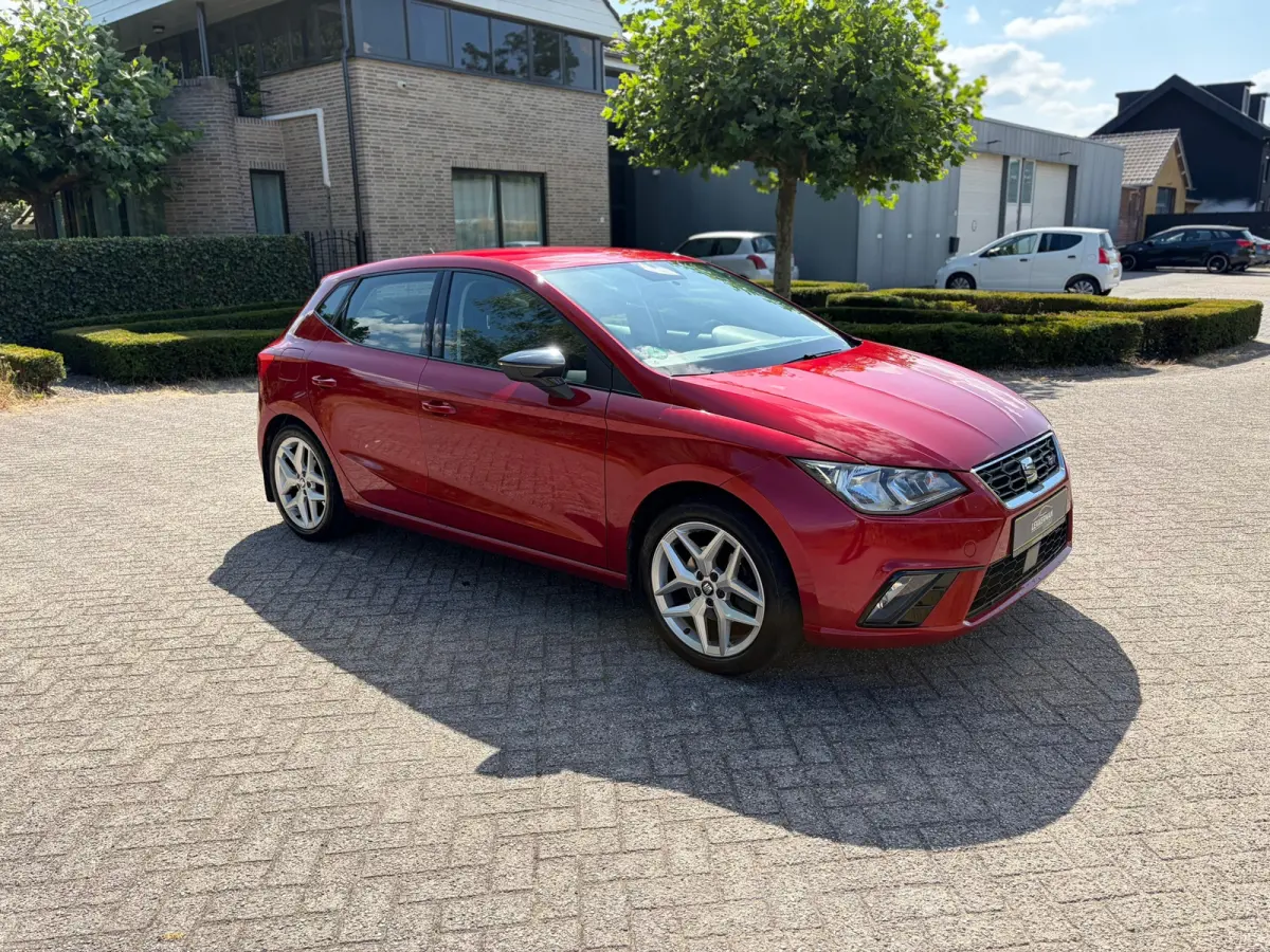 1.0 TSI FR 116PK I CARPLAY I PDC I 6BAK I LED I CLIMA I NETTE AUTO