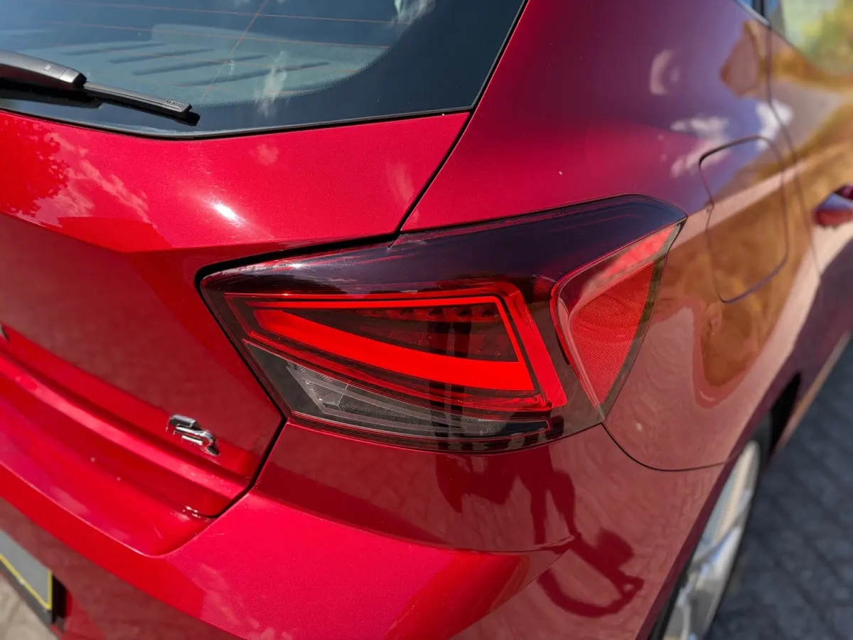 1.0 TSI FR 116PK I CARPLAY I PDC I 6BAK I LED I CLIMA I NETTE AUTO