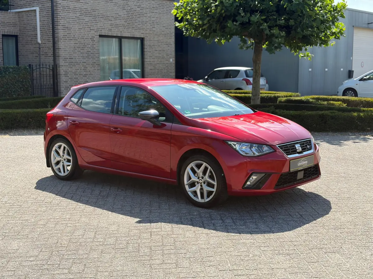 1.0 TSI FR 116PK I CARPLAY I PDC I 6BAK I LED I CLIMA I NETTE AUTO