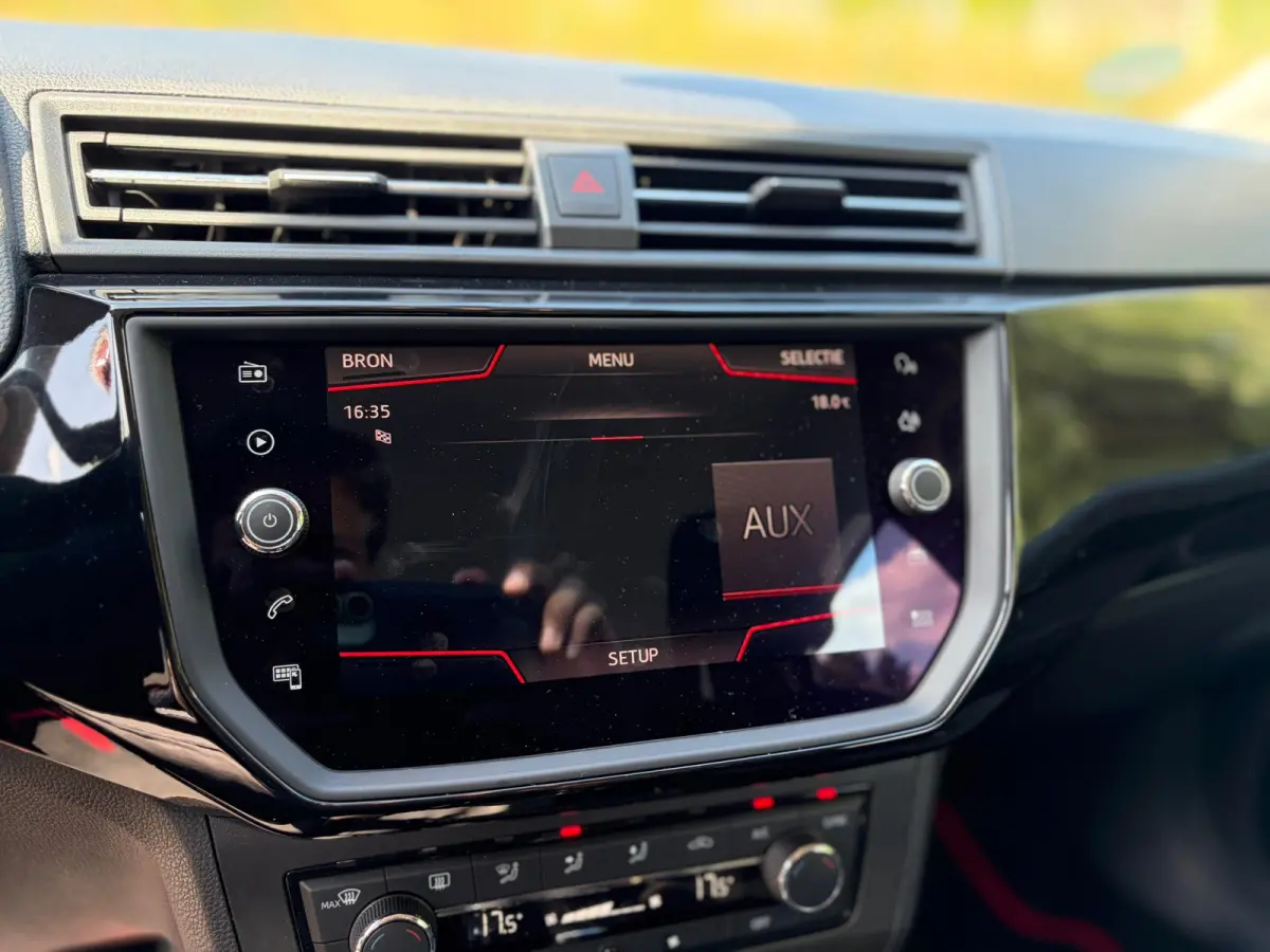 1.0 TSI FR 116PK I CARPLAY I PDC I 6BAK I LED I CLIMA I NETTE AUTO