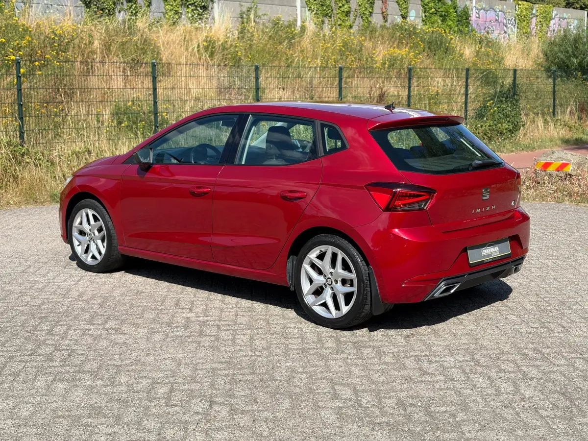 1.0 TSI FR 116PK I CARPLAY I PDC I 6BAK I LED I CLIMA I NETTE AUTO