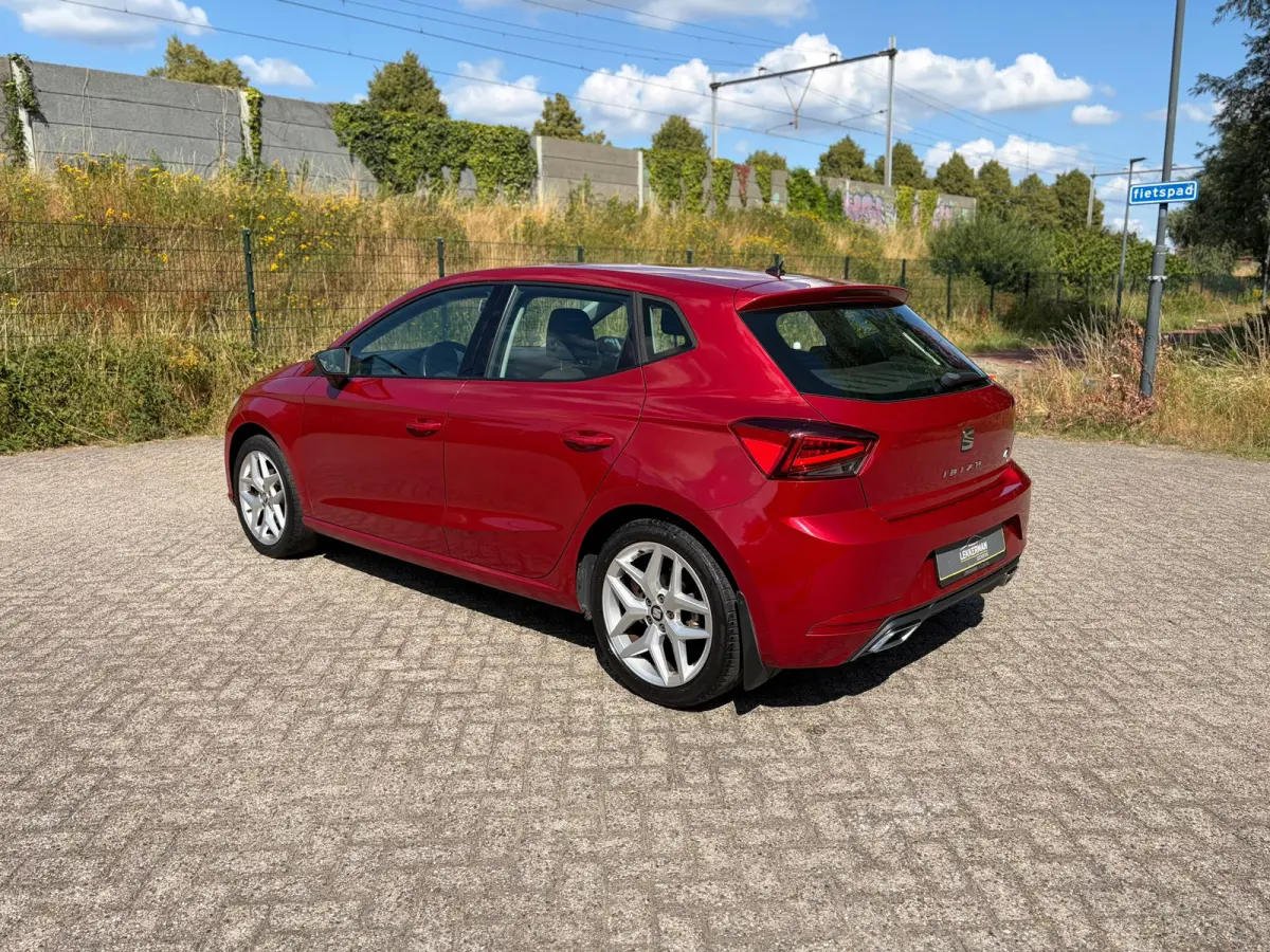1.0 TSI FR 116PK I CARPLAY I PDC I 6BAK I LED I CLIMA I NETTE AUTO