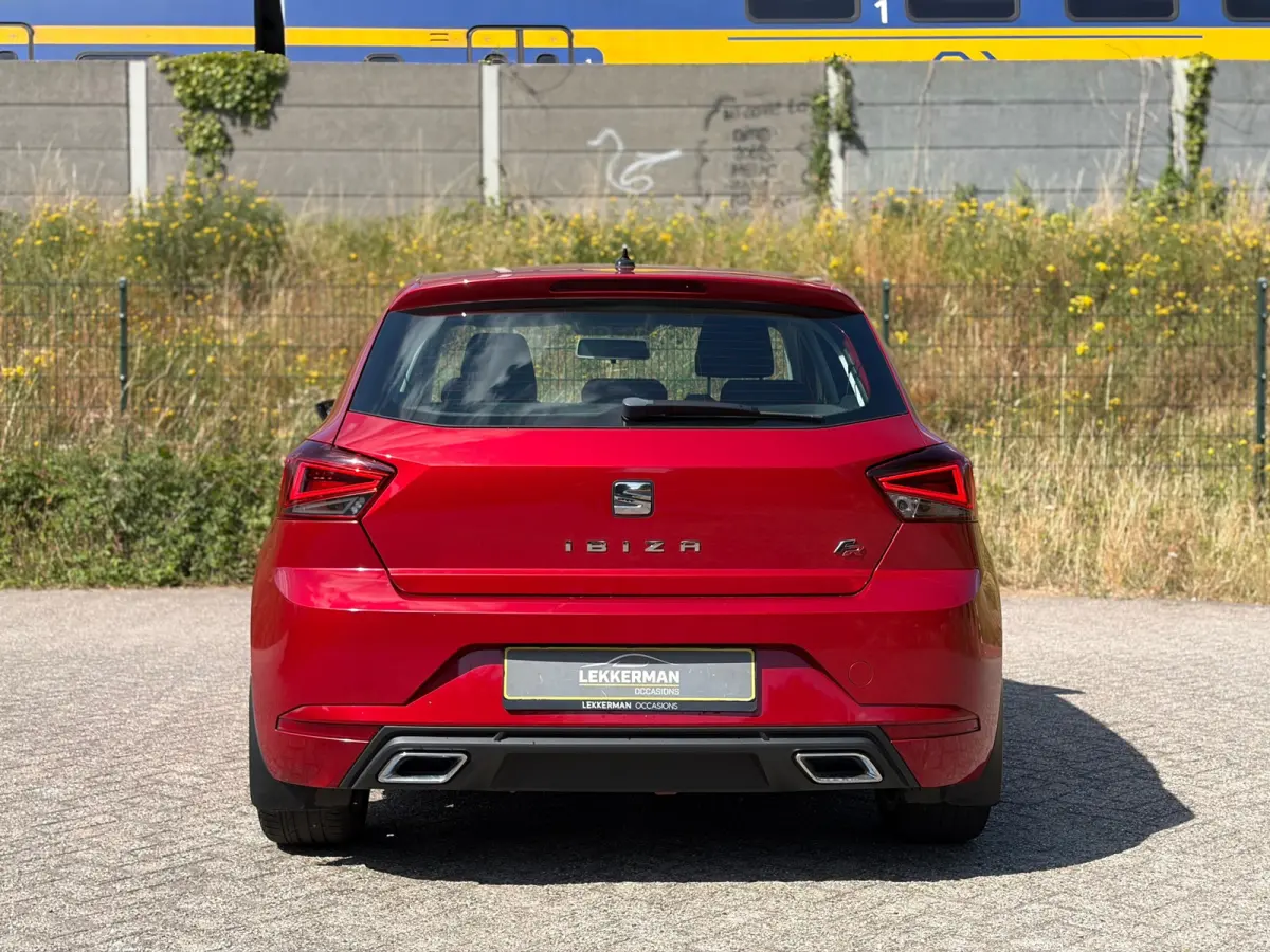 1.0 TSI FR 116PK I CARPLAY I PDC I 6BAK I LED I CLIMA I NETTE AUTO