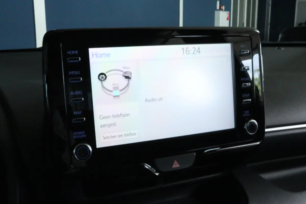 1.5 Select | Adapt. Cruise | Stoelverwarming | Camera | Head-up | Climate | Navi | Carplay | LED | LMV | Keyless