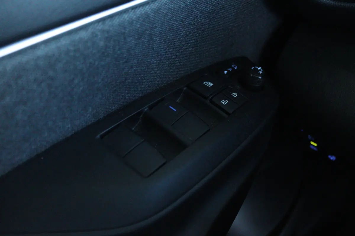 1.5 Select | Adapt. Cruise | Stoelverwarming | Camera | Head-up | Climate | Navi | Carplay | LED | LMV | Keyless