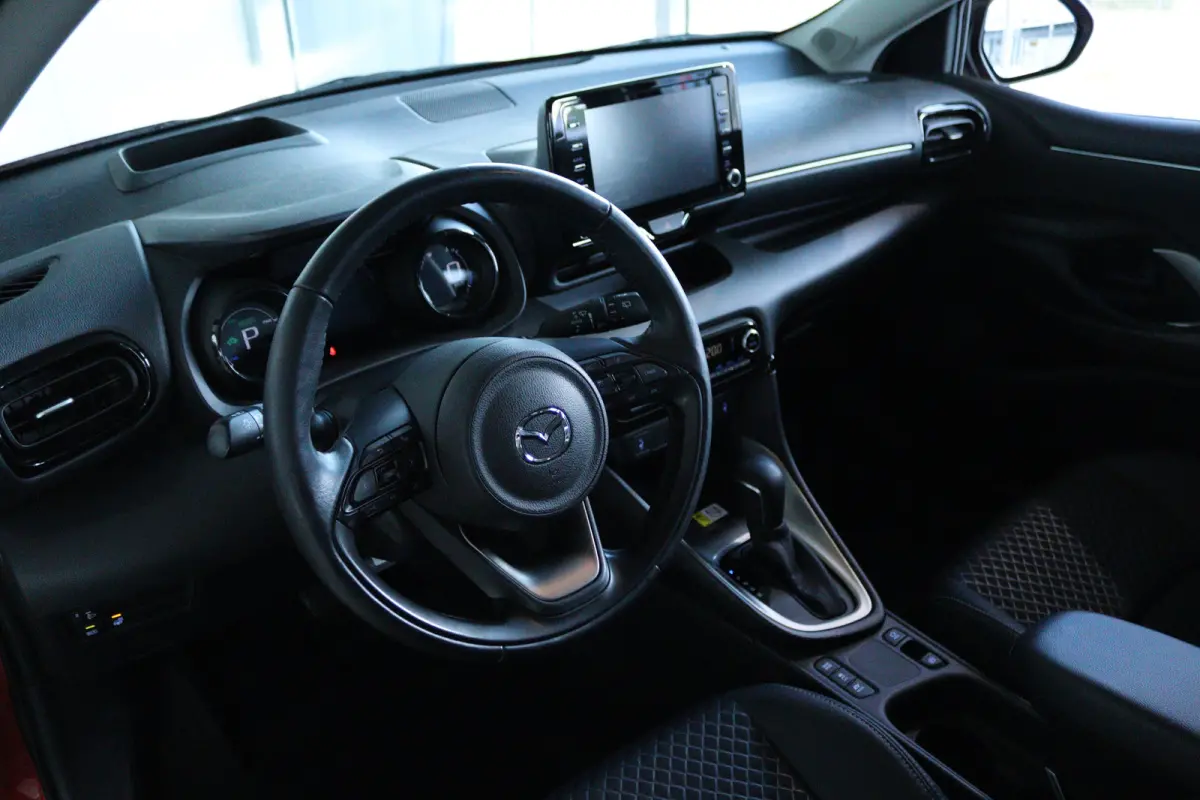 1.5 Select | Adapt. Cruise | Stoelverwarming | Camera | Head-up | Climate | Navi | Carplay | LED | LMV | Keyless