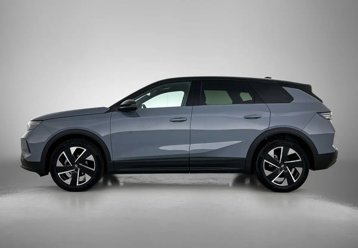 1.2 Turbo Hybrid GS 145pk Automaat | Navigatie | 360° Camera | Head-Up Display | Stoelverwarming | Adaptieve Cruise Control | Matrix-LED | 19"LMV |