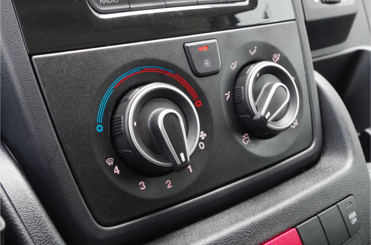 2.2 BlueHDi 140pk L2H2 Zwaar 3.5t > Trekhaak/Camera/Cruise control...