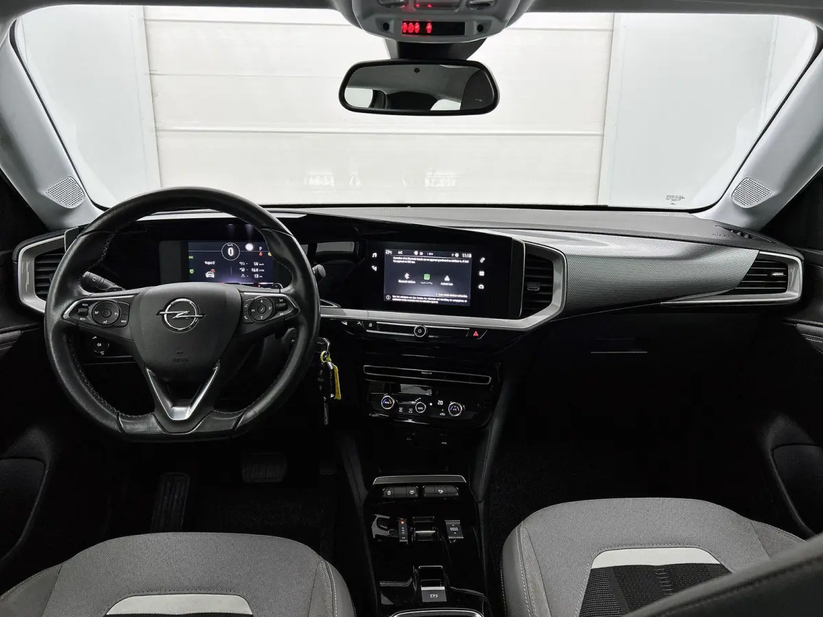 1.2 130pk Automaat Level 3 | Camera | Climate Control | Apple Carplay/Android Auto | LMV 17'' | Cruise Control | LED
