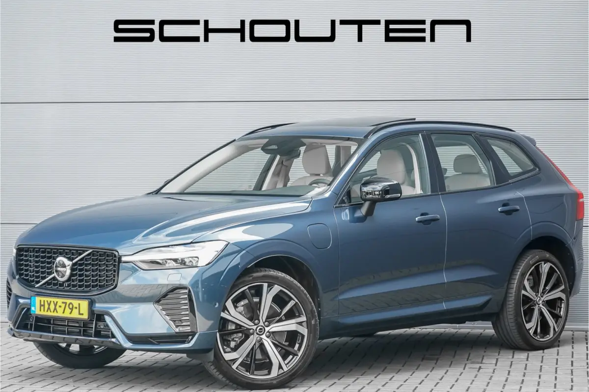2.0 T8 Plug-in hybrid AWD Plus Bright Luchtvering Pano Elek Trekhaak 360°