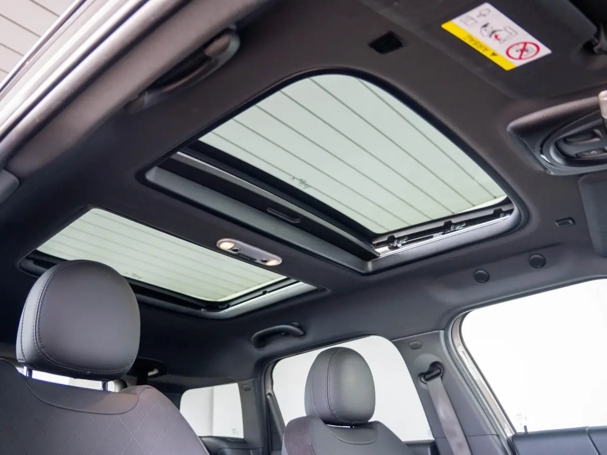 Cooper Classic + Comfort Plus + Panoramadak + Blackline Exterieur pack