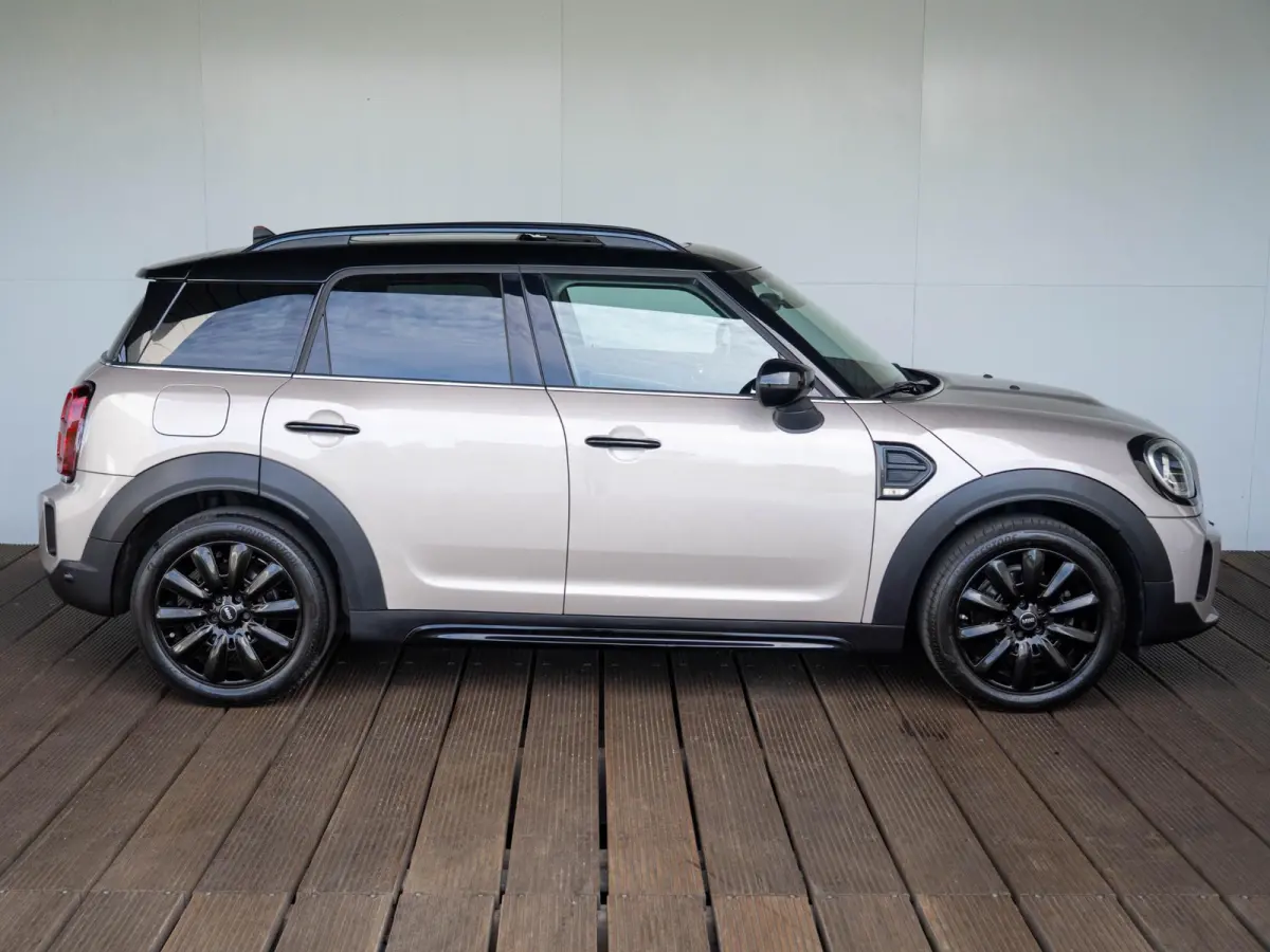 Cooper Classic + Comfort Plus + Panoramadak + Blackline Exterieur pack