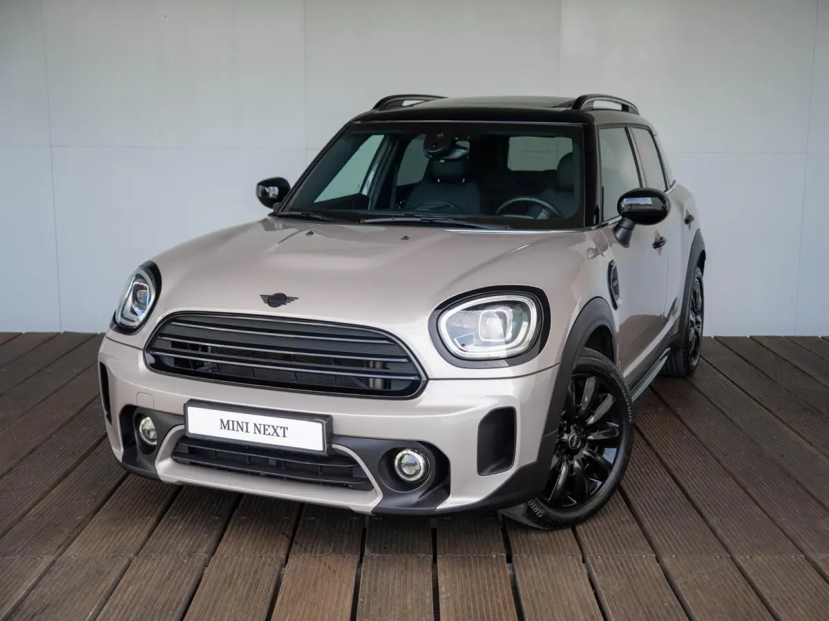 Cooper Classic + Comfort Plus + Panoramadak + Blackline Exterieur pack