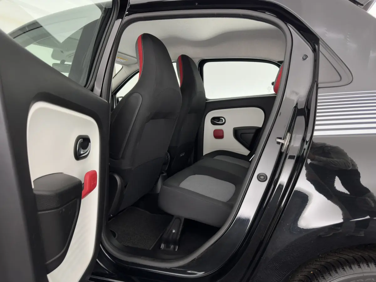 1.0 SCe Collection *AIRCO | COMFORTSEATS | DAB+ | 15''ALU*