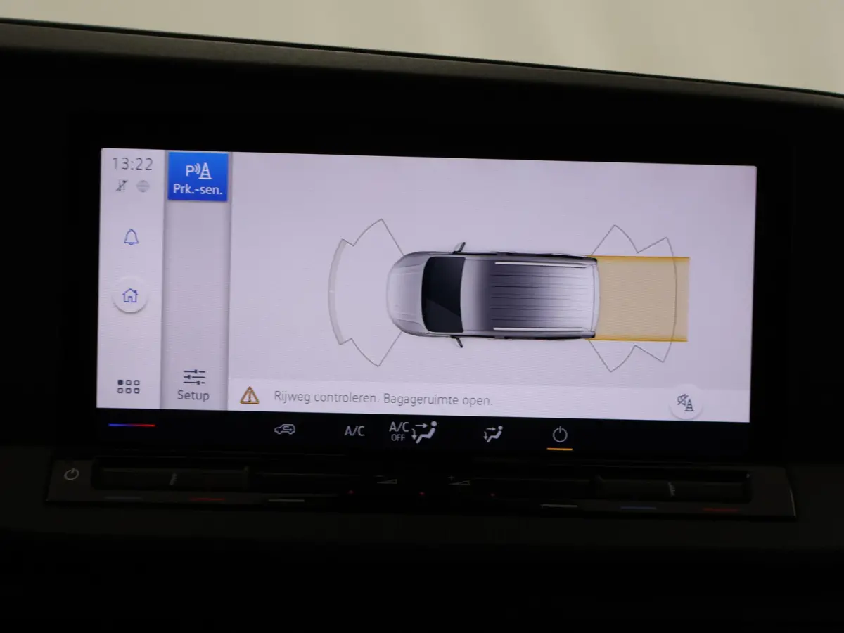 2.0 EcoBlue | 102 PK | L2 | Trend | Navigatie | Parkeersensoren | Trekhaak | Cruise Control | Apple Carplay