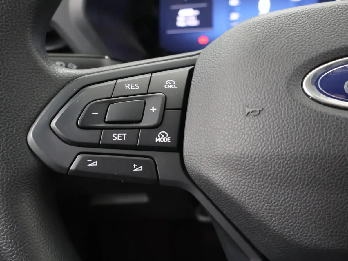 2.0 EcoBlue | 102 PK | L2 | Trend | Navigatie | Parkeersensoren | Trekhaak | Cruise Control | Apple Carplay