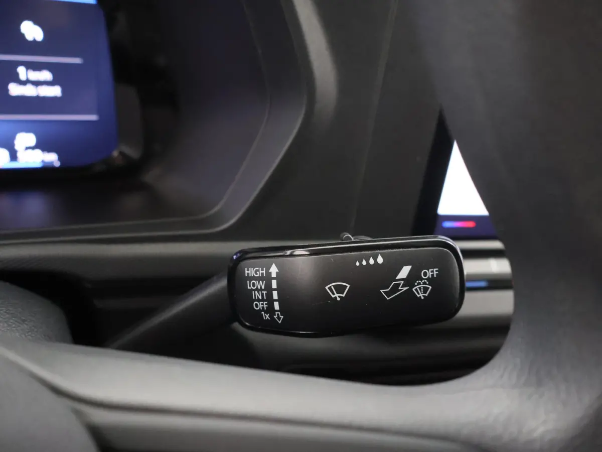 2.0 EcoBlue | 102 PK | L2 | Trend | Navigatie | Parkeersensoren | Trekhaak | Cruise Control | Apple Carplay