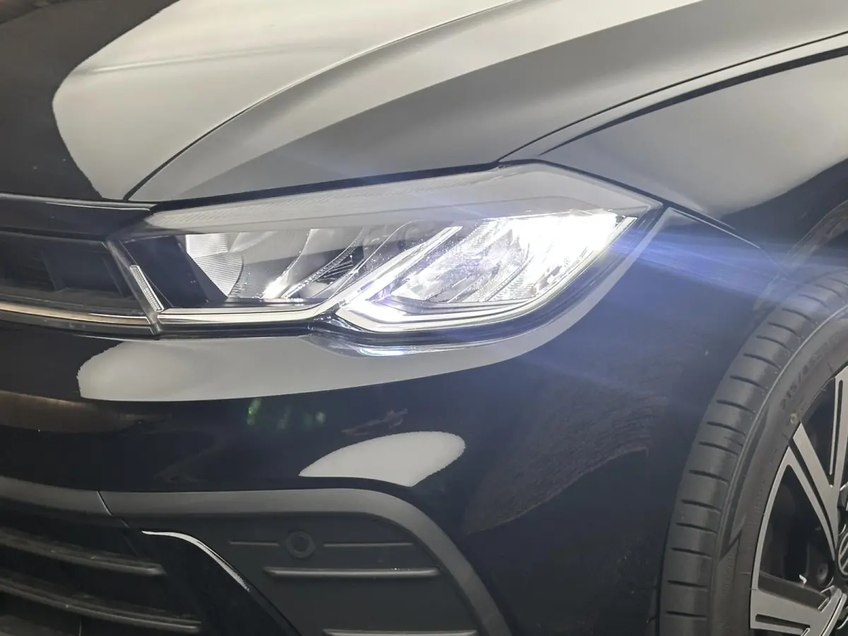 1.0 TSI Life Business