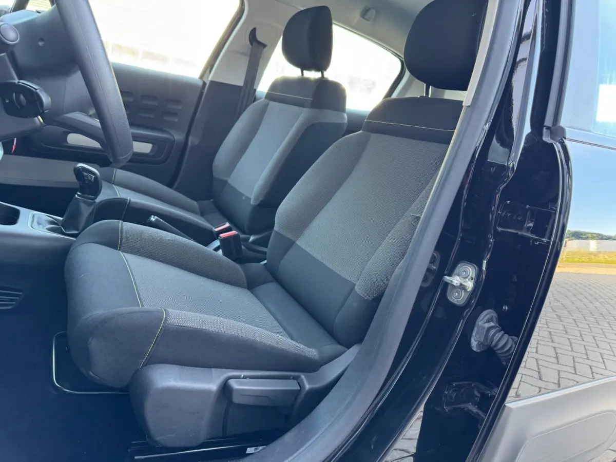 1.2 PureTech Feel Edition | LED | CarPlay | Navigatie | Climate | Cruise