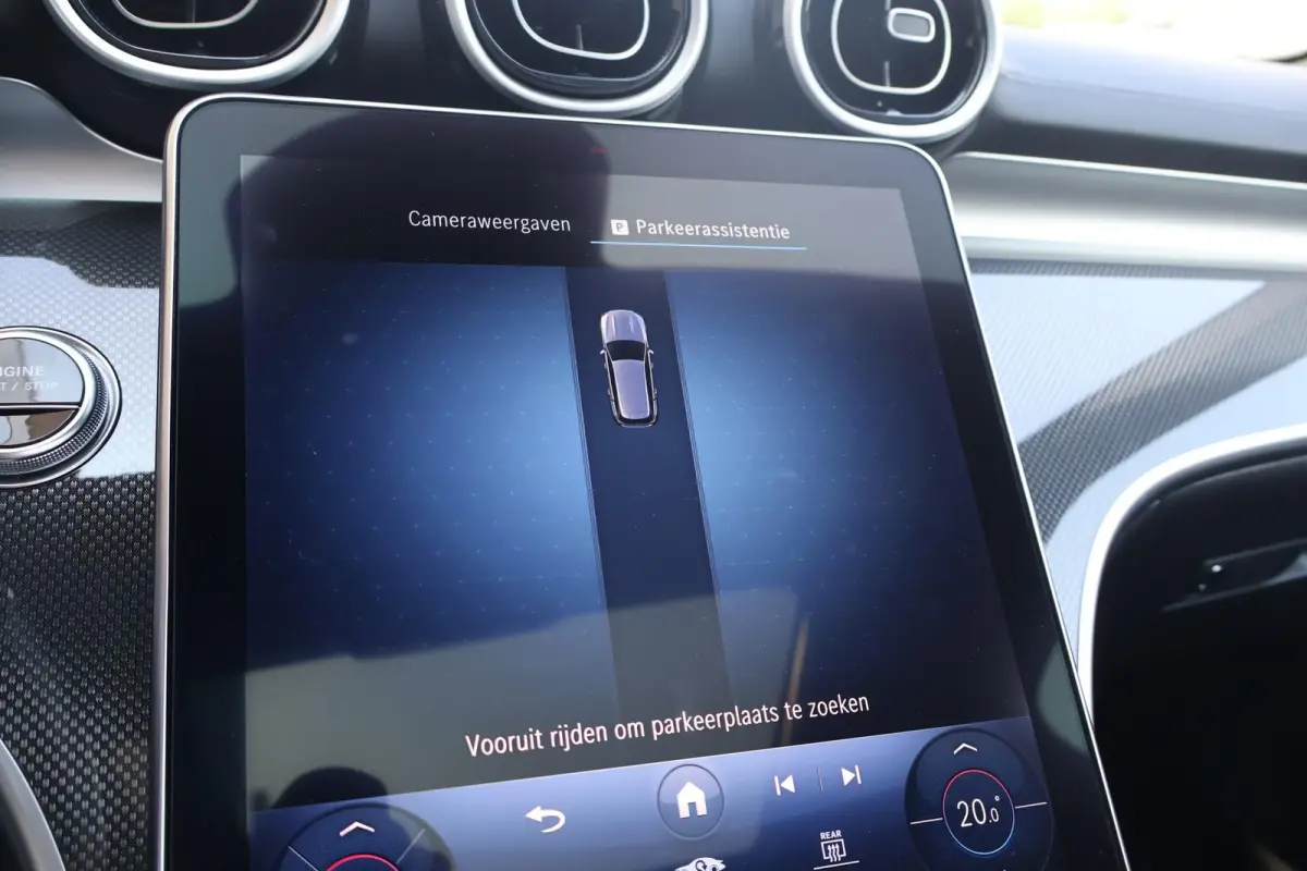 300e 313pk AMG Line | SoH 97% | Panoramadak | Trekhaak | Apple Carplay | Camera | Stoelverwarming