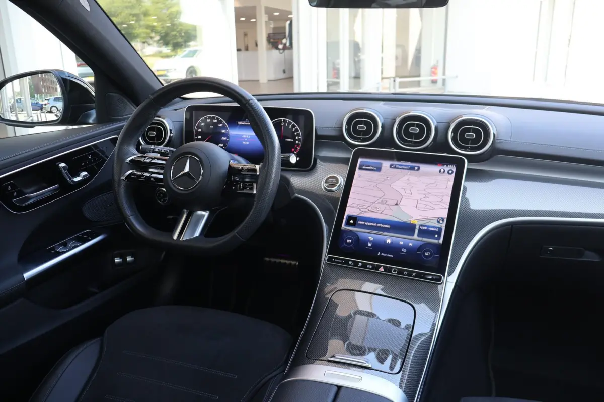 300e 313pk AMG Line | SoH 97% | Panoramadak | Trekhaak | Apple Carplay | Camera | Stoelverwarming