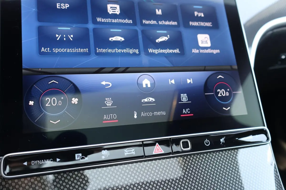 300e 313pk AMG Line | SoH 97% | Panoramadak | Trekhaak | Apple Carplay | Camera | Stoelverwarming